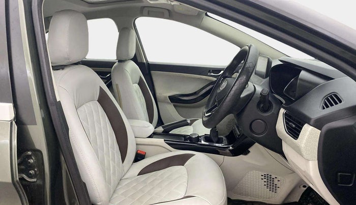 2021 Tata NEXON XZ PLUS PETROL SUNROOF, Petrol, Manual, 32,122 km, Right Side Front Door Cabin