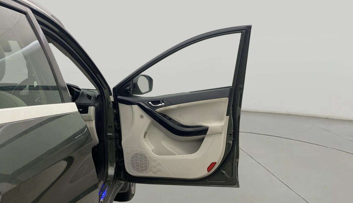 2021 Tata NEXON XZ PLUS PETROL SUNROOF, Petrol, Manual, 32,122 km, RHS Front Door
