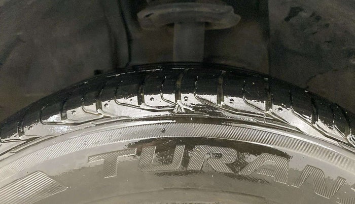 2021 Tata NEXON XZ PLUS PETROL SUNROOF, Petrol, Manual, 32,122 km, Left Front Tyre Tread