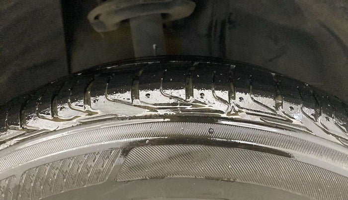 2021 Tata NEXON XZ PLUS PETROL SUNROOF, Petrol, Manual, 32,122 km, Right Front Tyre Tread
