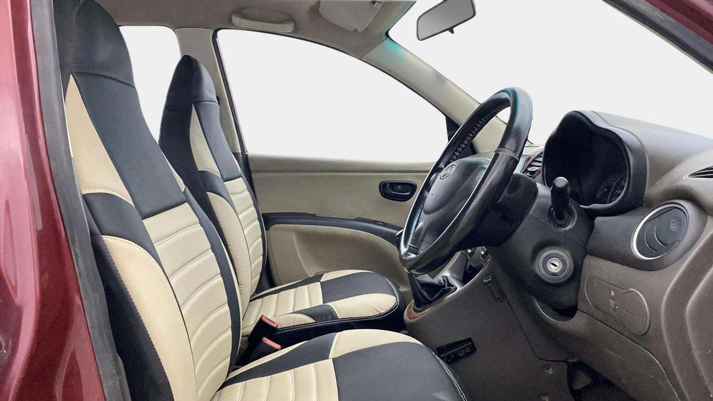 2013 Hyundai i10 MAGNA 1.1, Petrol, Manual, 95,412 km, Right Side Front Door Cabin