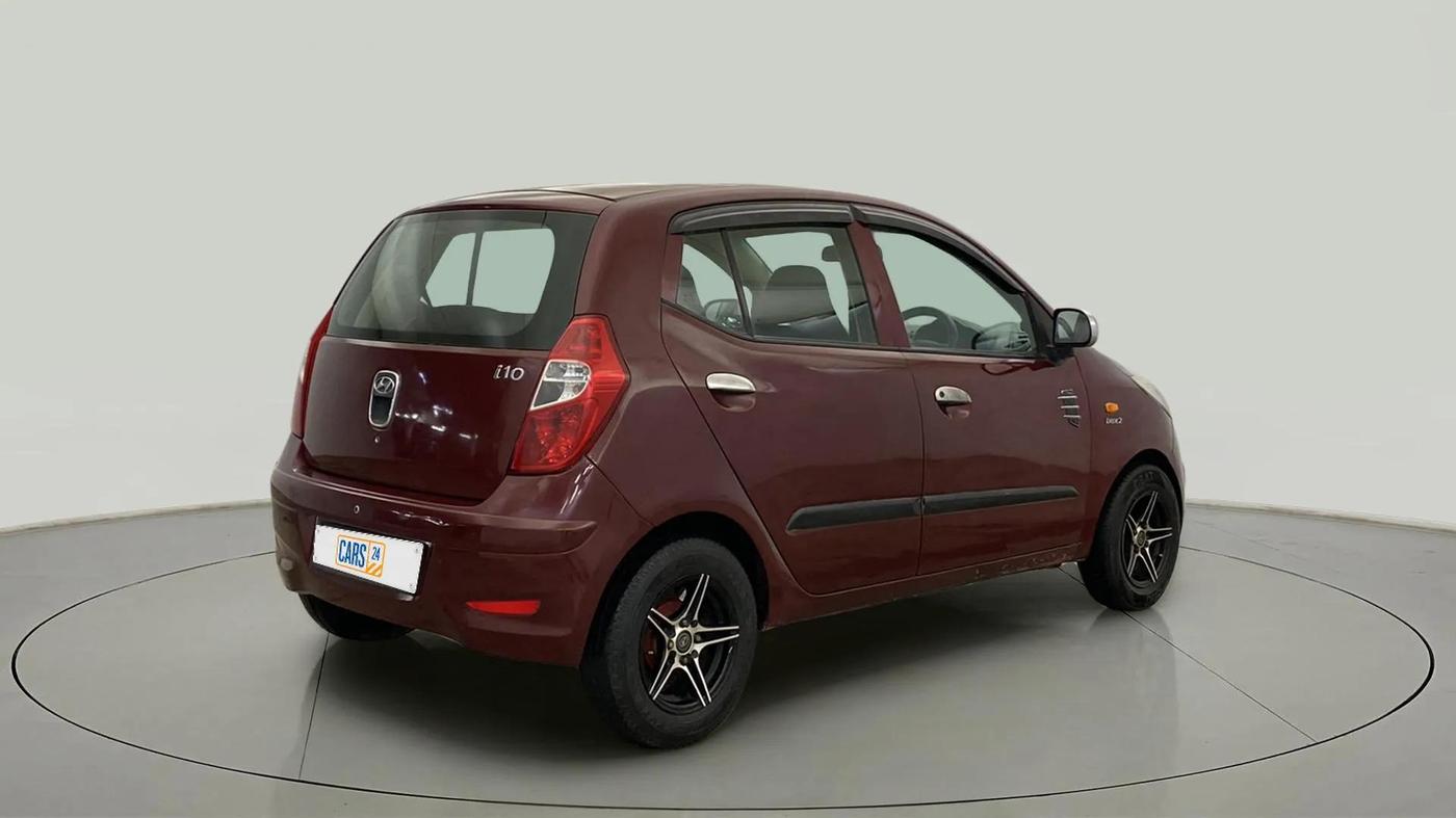 2013 Hyundai i10 MAGNA 1.1, Petrol, Manual, 95,412 km, Right Back Diagonal