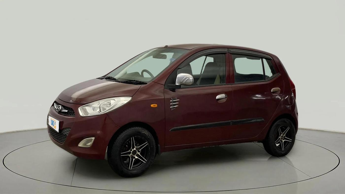 2013 Hyundai i10 MAGNA 1.1, Petrol, Manual, 95,412 km, Left Front Diagonal