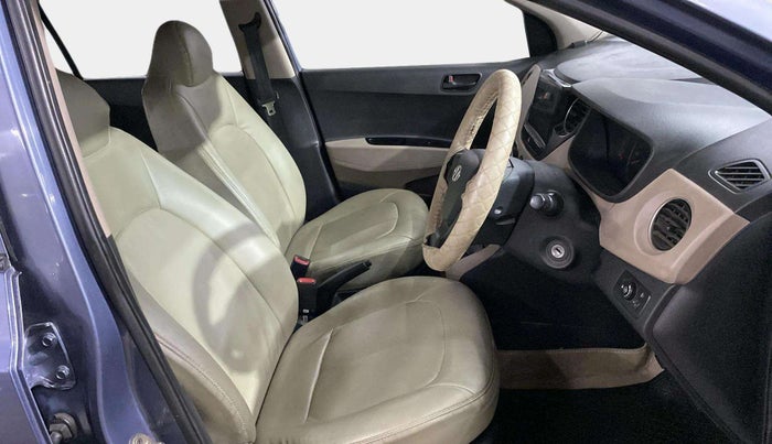 2014 Hyundai Grand i10 MAGNA 1.2 KAPPA VTVT, CNG, Manual, 23,625 km, Right Side Front Door Cabin