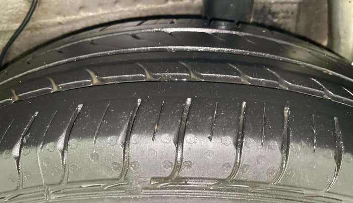 2016 Maruti Celerio ZXI AMT (O), Petrol, Automatic, 91,178 km, Left Rear Tyre Tread