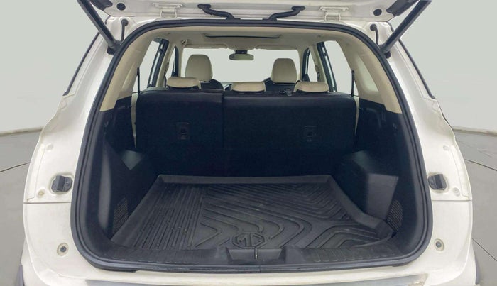 2021 MG HECTOR SHARP 1.5 PETROL CVT, Petrol, Automatic, 51,277 km, Boot Inside