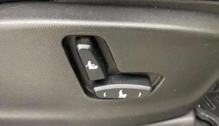 2021 MG HECTOR SHARP 1.5 PETROL CVT, Petrol, Automatic, 51,277 km, Driver Side Adjustment Panel