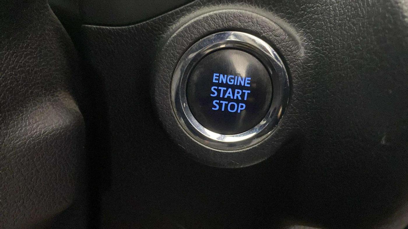 2017 Toyota Innova Crysta 2.8 ZX AT 7 STR, Diesel, Automatic, 99,486 km, Keyless Start/ Stop Button