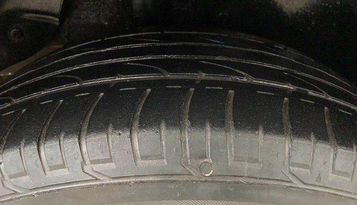 2018 Hyundai Creta SX AT 1.6 PETROL, Petrol, Automatic, 40,250 km, Right Rear Tyre Tread