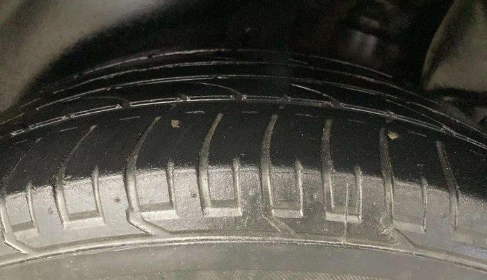2018 Hyundai Creta SX AT 1.6 PETROL, Petrol, Automatic, 40,250 km, Left Rear Tyre Tread