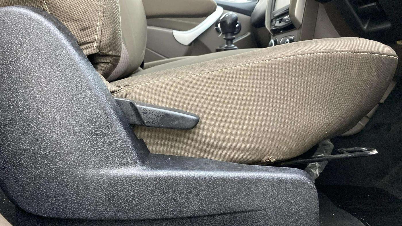 2019 Renault Duster 110 PS RXZ DIESEL, Diesel, Manual, 70,323 km, Driver Side Adjustment Panel