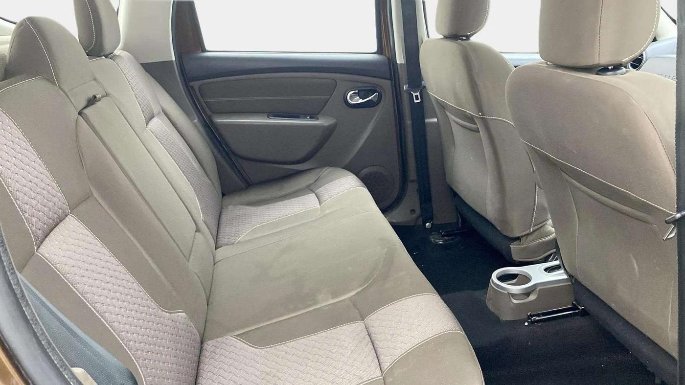 2019 Renault Duster 110 PS RXZ DIESEL, Diesel, Manual, 70,323 km, Right Side Rear Door Cabin