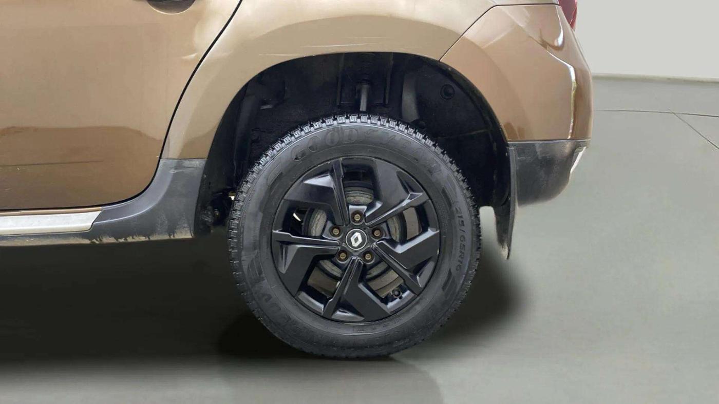 2019 Renault Duster 110 PS RXZ DIESEL, Diesel, Manual, 70,323 km, Left Rear Wheel