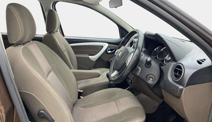 2019 Renault Duster 110 PS RXZ DIESEL, Diesel, Manual, 70,218 km, Right Side Front Door Cabin
