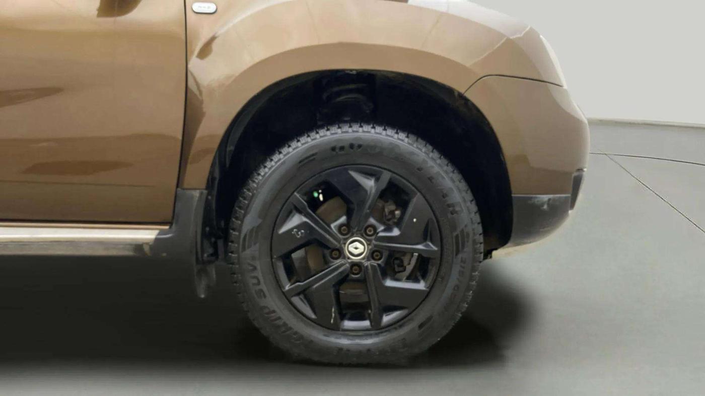 2019 Renault Duster 110 PS RXZ DIESEL, Diesel, Manual, 70,323 km, Right Front Wheel