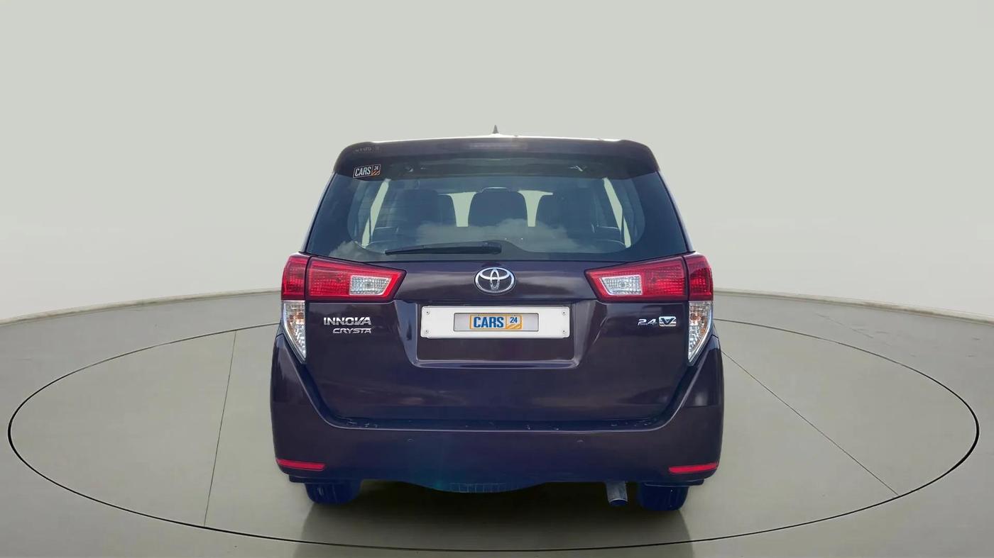2016 Toyota Innova Crysta 2.4 VX 8 STR, Diesel, Manual, 95,502 km, Back/Rear