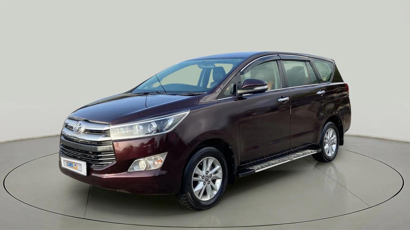 2016 Toyota Innova Crysta 2.4 VX 8 STR, Diesel, Manual, 95,502 km, Left Front Diagonal
