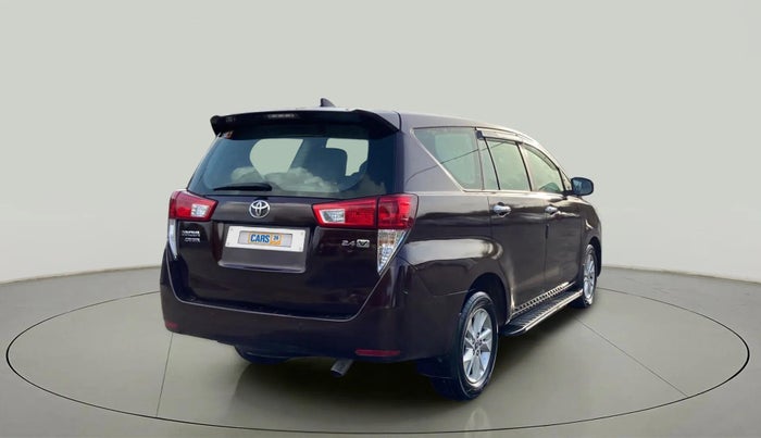 2016 Toyota Innova Crysta 2.4 VX 8 STR, Diesel, Manual, 95,622 km, Right Back Diagonal