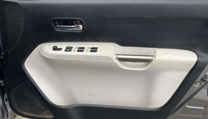 2017 Maruti IGNIS DELTA 1.2 AMT, Petrol, Automatic, 52,437 km, Driver Side Door Panels Control