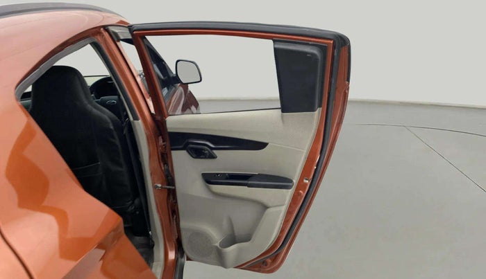 2017 Mahindra Kuv100 K4 PLUS 6 STR, Petrol, Manual, 82,153 km, RHS Rear Door