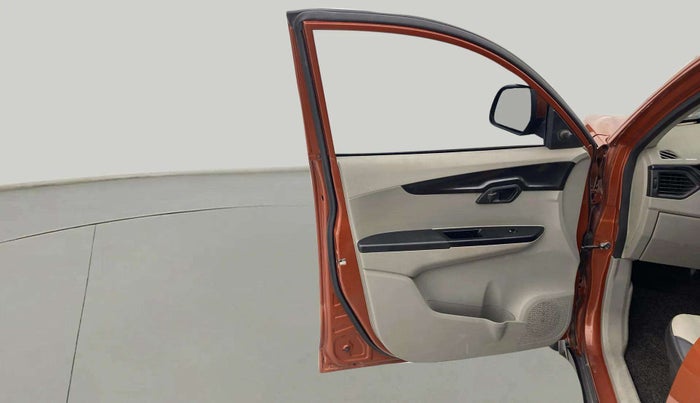 2017 Mahindra Kuv100 K4 PLUS 6 STR, Petrol, Manual, 82,153 km, LHS Front Door