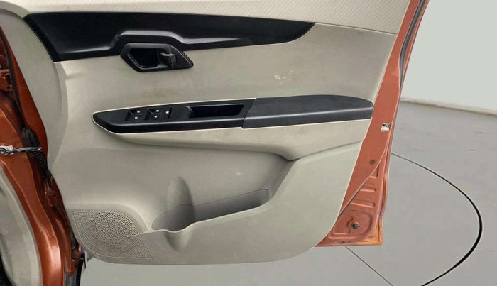 2017 Mahindra Kuv100 K4 PLUS 6 STR, Petrol, Manual, 82,153 km, Driver Side Door Panels Control