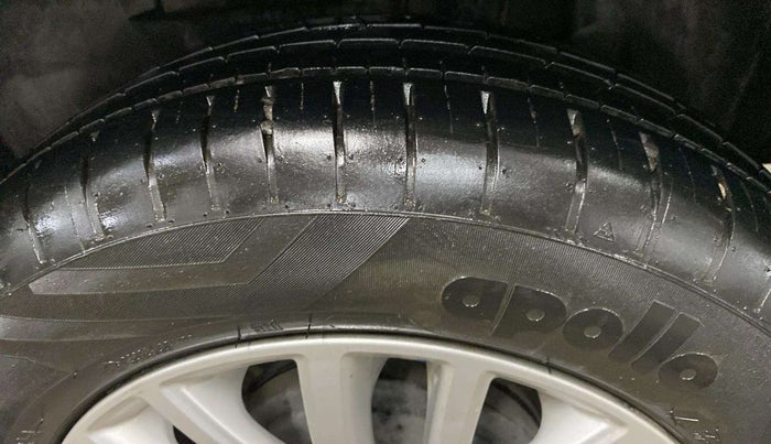 2023 Maruti Dzire ZXI AMT, Petrol, Automatic, 8,033 km, Left Rear Tyre Tread