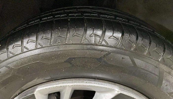 2022 Tata TIGOR XZ PLUS CNG, CNG, Manual, 60,494 km, Right Front Tyre Tread