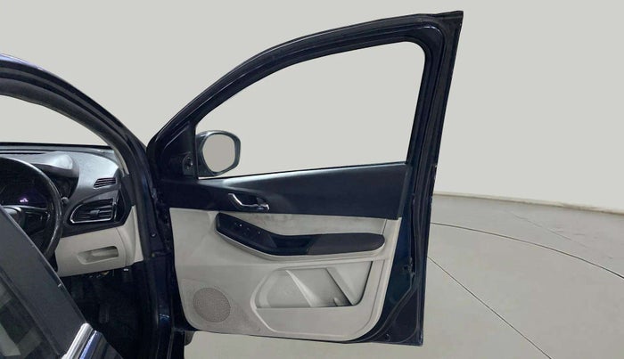 2022 Tata TIGOR XZ PLUS CNG, CNG, Manual, 60,494 km, RHS Front Door