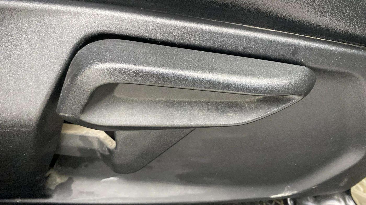 2020 Tata Tiago XZ PETROL, Petrol, Manual, 45,464 km, Driver Side Adjustment Panel