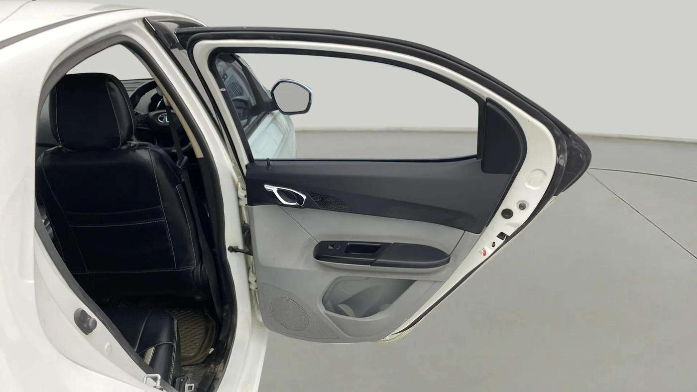 2020 Tata Tiago XZ PETROL, Petrol, Manual, 45,464 km, RHS Rear Door