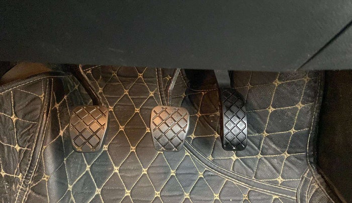 2019 Volkswagen Polo COMFORTLINE 1.0L MPI, Petrol, Manual, 63,783 km, Pedals