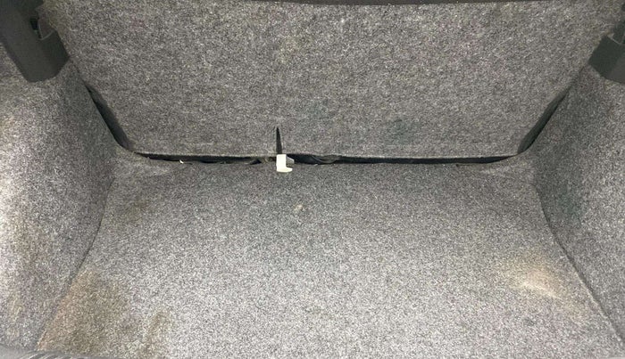 2019 Volkswagen Polo COMFORTLINE 1.0L MPI, Petrol, Manual, 63,783 km, Boot Inside