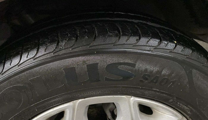 2016 Ford Ecosport TITANIUM 1.5L PETROL AT, Petrol, Automatic, 91,649 km, Right Front Tyre Tread