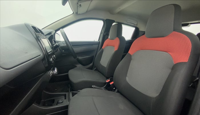 2017 Renault Kwid RXT 1.0 EASY-R AT OPTION, Petrol, Automatic, 31,336 km, Right Side Front Door Cabin