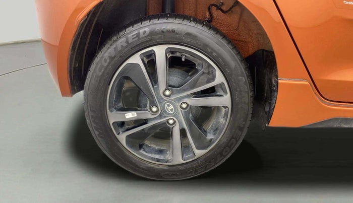 2024 Tata ALTROZ Racer R3, Petrol, Manual, 4,673 km, Right Rear Wheel
