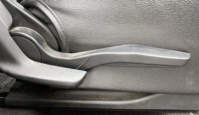 2021 Maruti Swift VXI, Petrol, Manual, 27,342 km, Driver Side Adjustment Panel