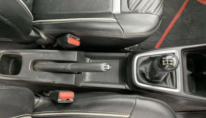 2021 Maruti Swift VXI, Petrol, Manual, 27,342 km, Gear Lever