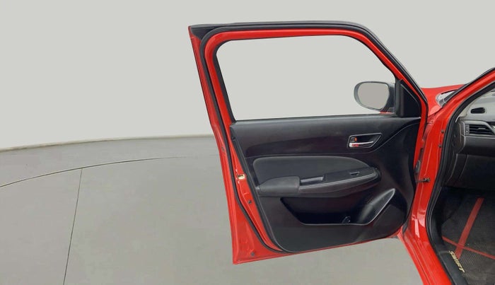 2021 Maruti Swift VXI, Petrol, Manual, 27,342 km, LHS Front Door