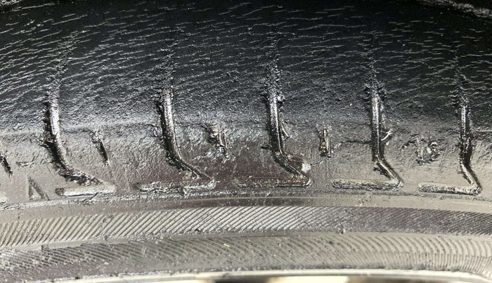 2016 Honda Brio VX AT, Petrol, Automatic, 58,080 km, Left Front Tyre Tread