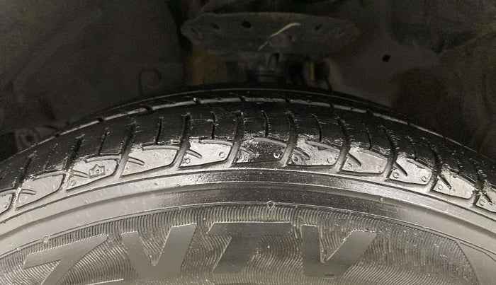 2018 Honda Jazz 1.2L I-VTEC V AT, Petrol, Automatic, 92,434 km, Left Front Tyre Tread