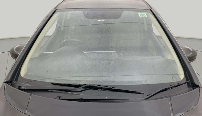 2018 Honda Jazz 1.2L I-VTEC V AT, Petrol, Automatic, 92,434 km, Front Windshield