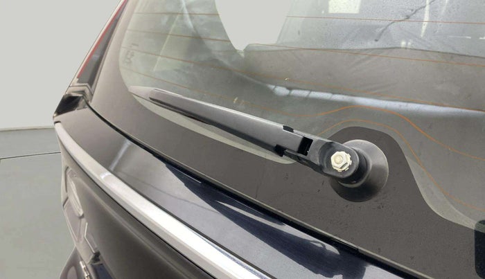 2023 Maruti XL6 ZETA MT, Petrol, Manual, 28,678 km, Rear Wiper