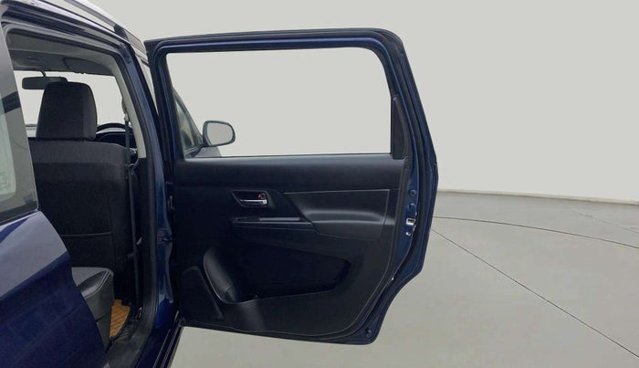 2023 Maruti XL6 ZETA MT, Petrol, Manual, 28,678 km, RHS Rear Door
