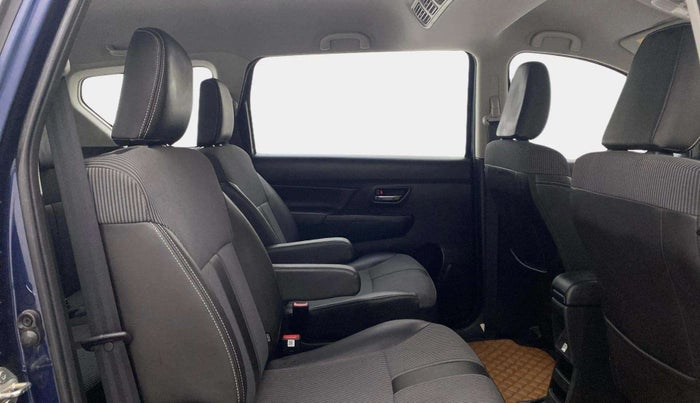2023 Maruti XL6 ZETA MT, Petrol, Manual, 28,678 km, Right Side Rear Door Cabin