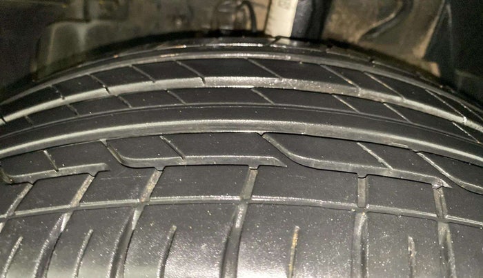 2019 Tata NEXON XZ PLUS PETROL, Petrol, Manual, 69,476 km, Left Front Tyre Tread