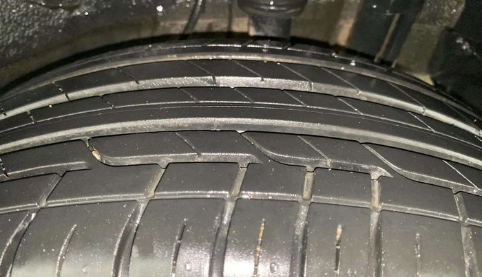 2019 Tata NEXON XZ PLUS PETROL, Petrol, Manual, 69,476 km, Left Rear Tyre Tread