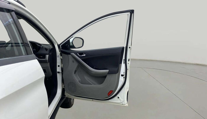 2019 Tata NEXON XZ PLUS PETROL, Petrol, Manual, 69,476 km, RHS Front Door