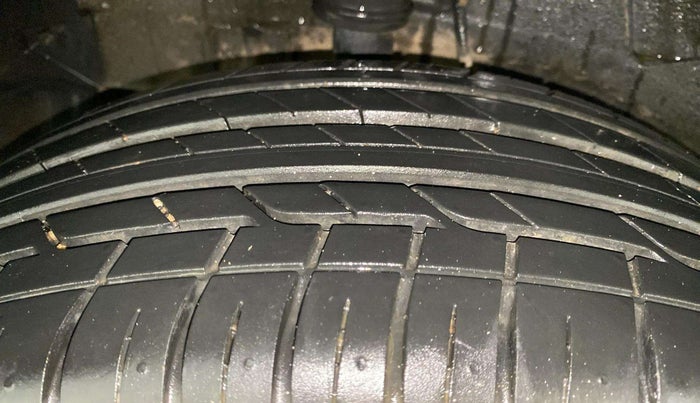 2019 Tata NEXON XZ PLUS PETROL, Petrol, Manual, 69,476 km, Right Rear Tyre Tread
