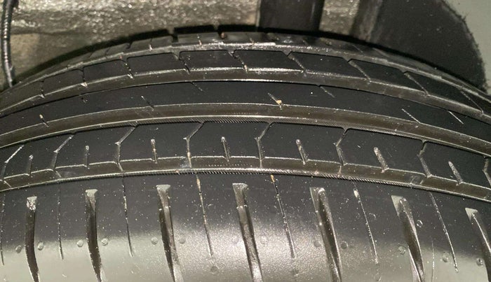 2024 Tata PUNCH ADVENTURE AMT, Petrol, Automatic, 4,529 km, Left Rear Tyre Tread
